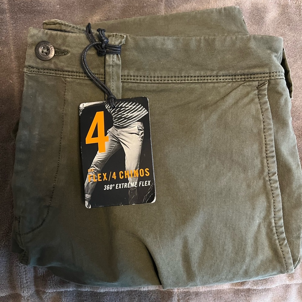 American eagle extreme flex chinos